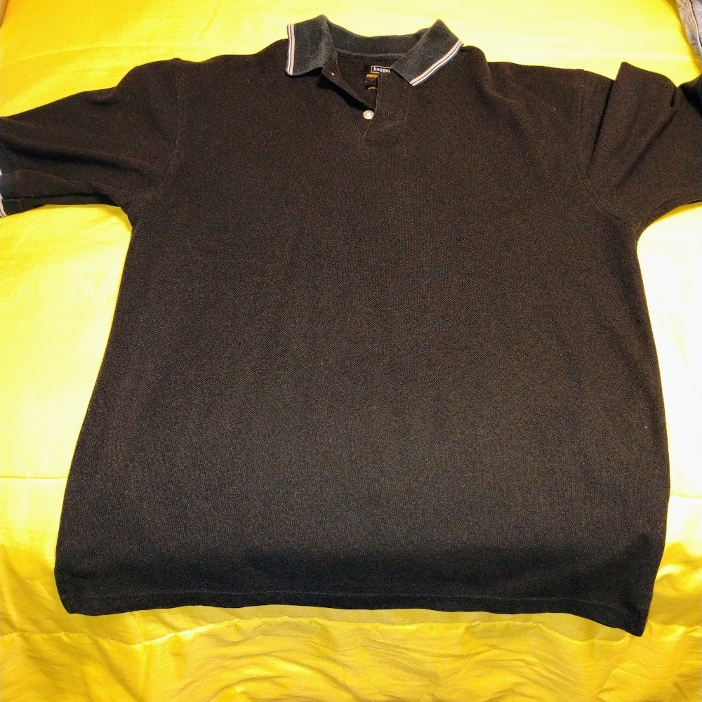 Men's Black Haggar Polo Shirt Medium size Performance Wear Dry and cool